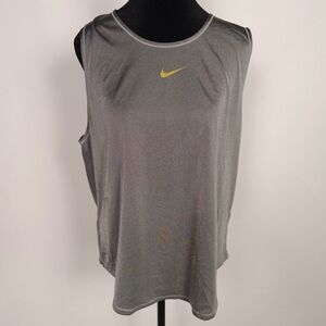 Nike Dri Fit Tank Size XL